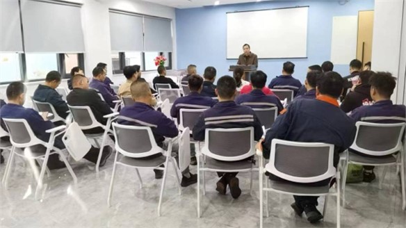 2024年“華鋁夜?！闭介_課了！